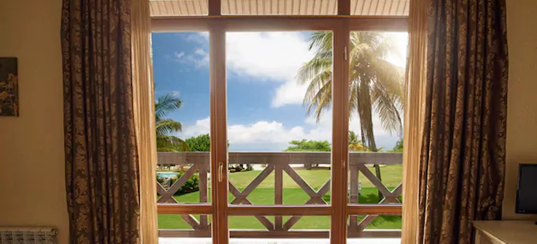 Residential Garden Window Enclosure Repair in Key West, FL